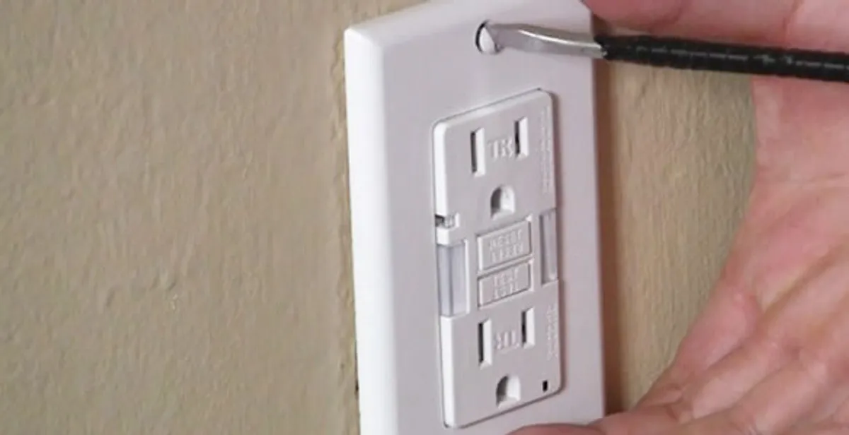 gfc outlets service securing and mounting ground fault circuit interrupter outlet by certified electricians in San Antonio, TX